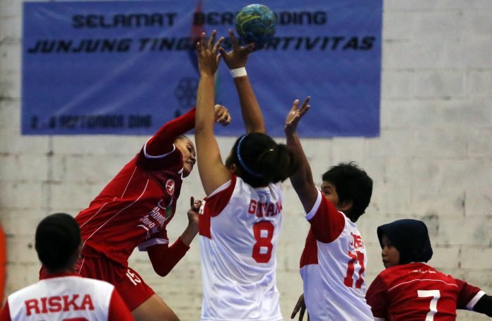 Jawa-Barat-Rebut-Emas-Bola-Tangan-Putri-Eksibisi-PON-XIX