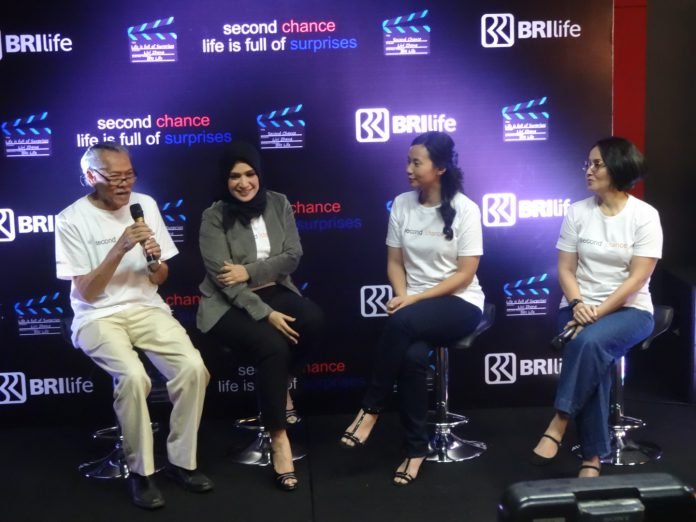 lounching film