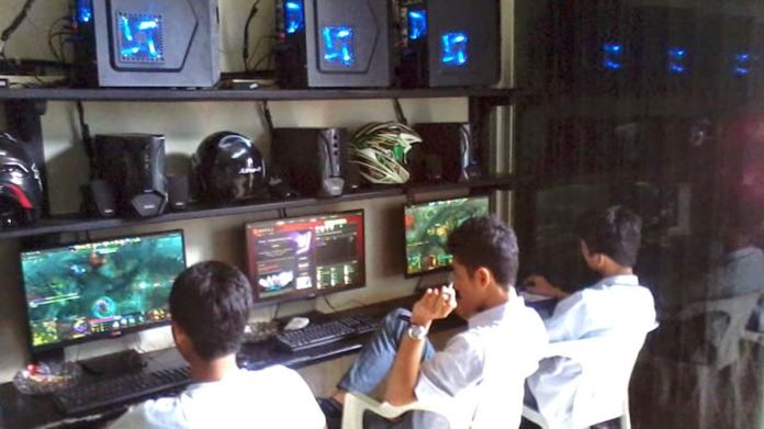 bolos-di-warnet