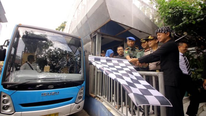 BUS