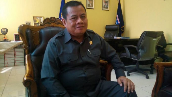 Ketua DPRD Kota Tangsel, Moch Ramlie