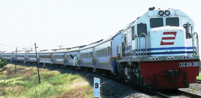 kereta-api-bisnis-pt-kai