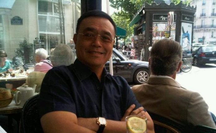 presiden_direktur_pt_nyonya_meneer_charles_saerang-718x452