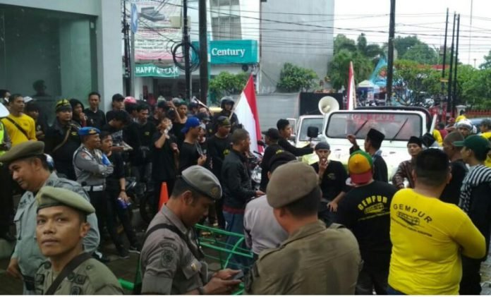 demo pungli