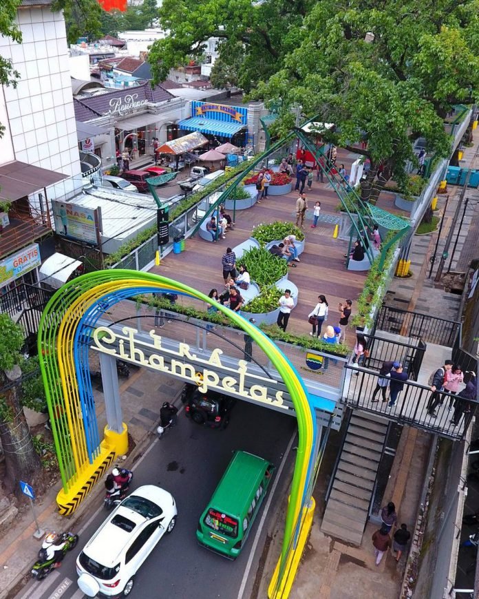Skywalk Cihampelas