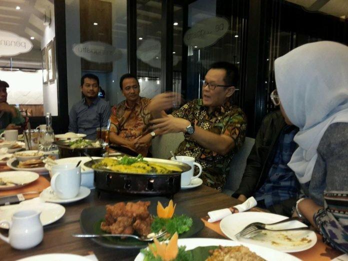 apl