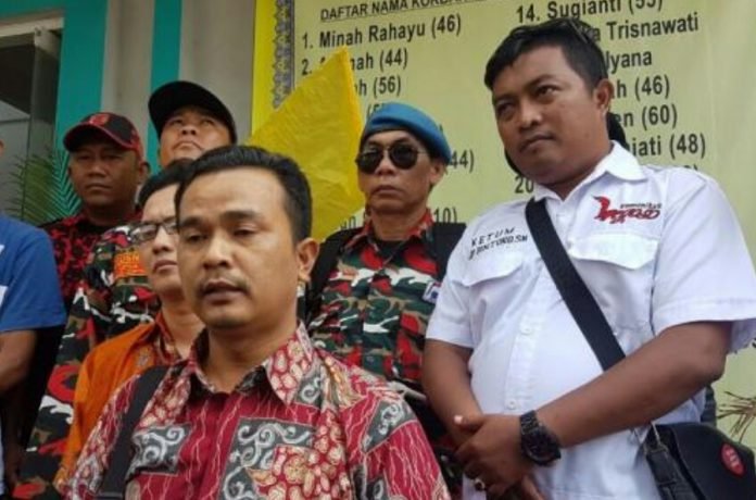 kluarga korban emen