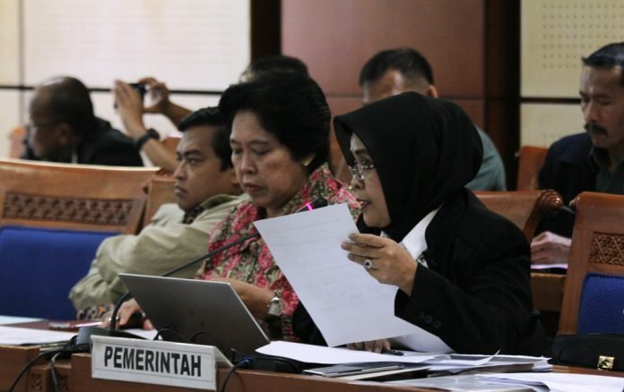Ketua Tim Panja RUU Teorisme Pemerintah Enny Nurbaningsih