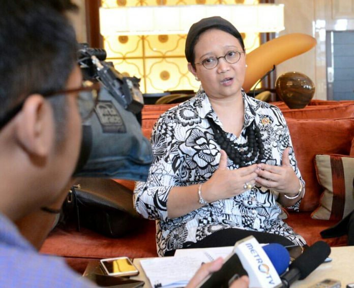 Menlu Retno