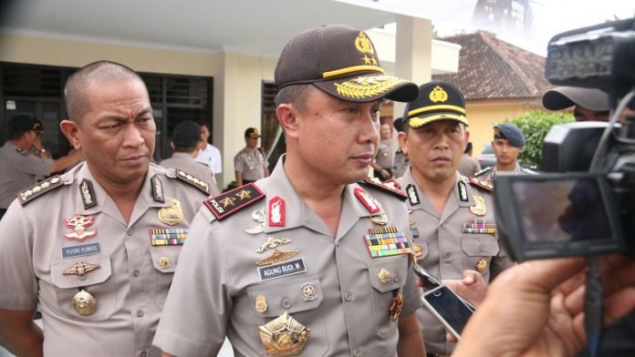 Kapolda-Jawa-Barat-Irjen-Pol-Agung-Budi-Maryoto-696x392
