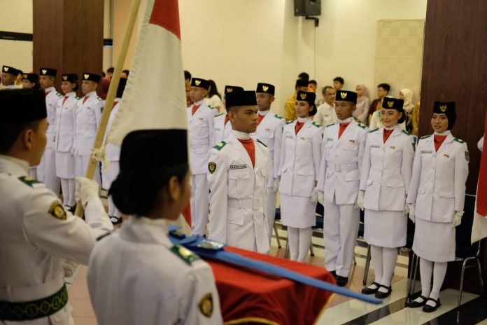 Depok Lantik 42 Paskibraka