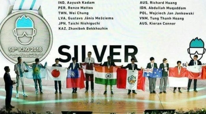 SISWA MADRASAH TANGSEL RAIH MEDALI DI OLIMPIADE KIMIA INTERNASIONAL