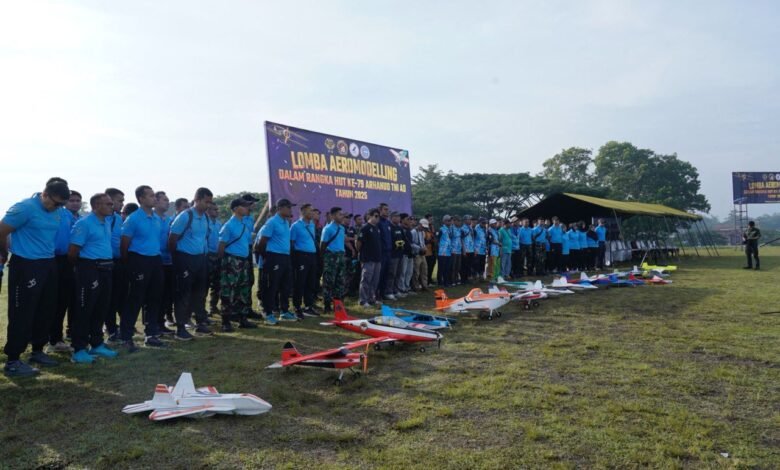 Kegiatan lomba Aeromodeling